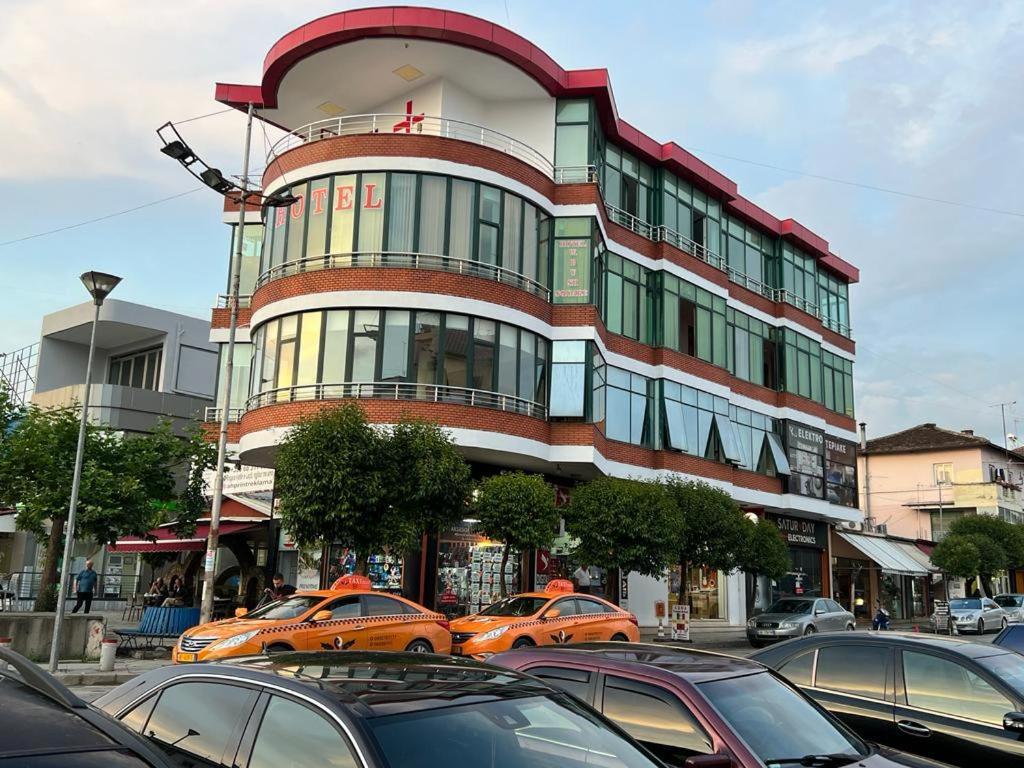 Hotel W Bush Square Fushe-Kruje Екстер'єр фото